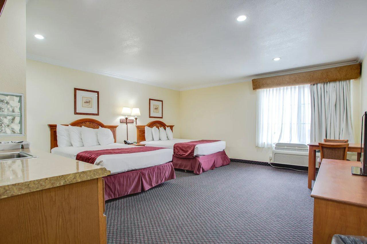 Best Inn & Suites Buena Park Exterior foto
